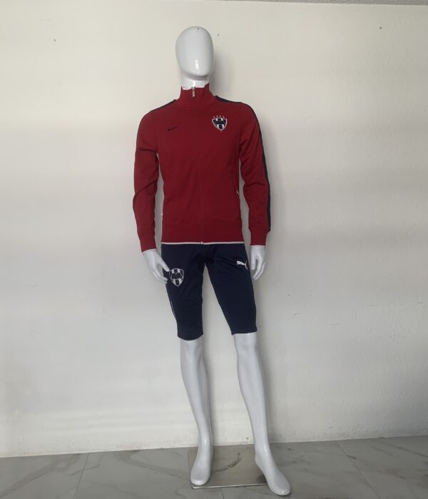 AGOTADO Jacket guinda temporada 2011