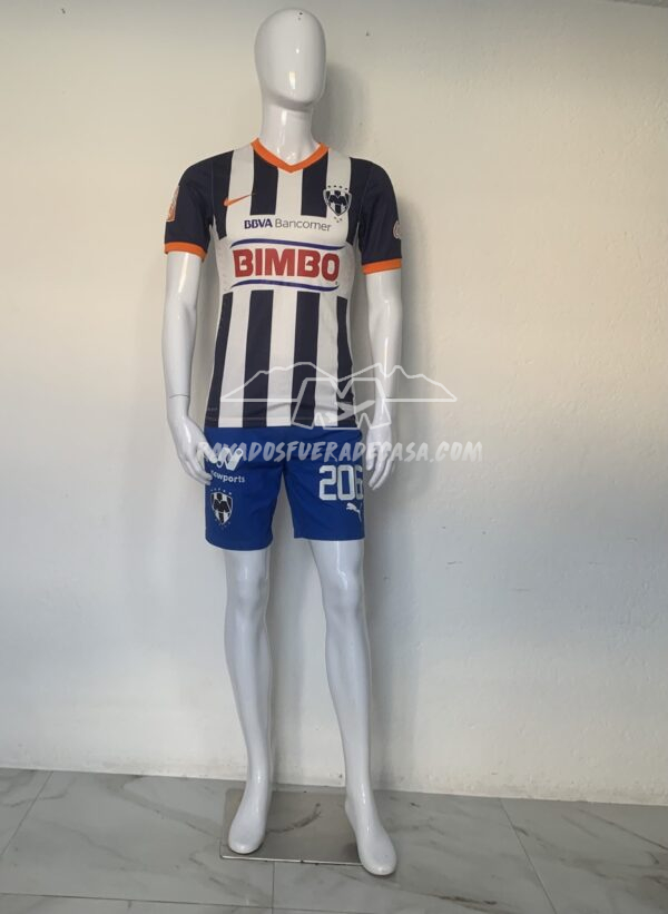 Jersey local temporada 2013 code 7