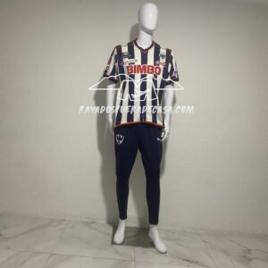 IMG_0458 de tamaño grande Jersey local temporada 04-05 de época