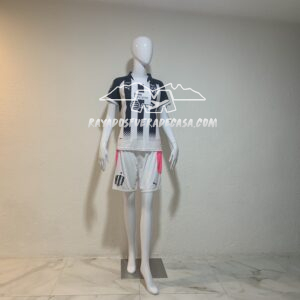 Jersey local temporada 17-18 Talla M corte para dama