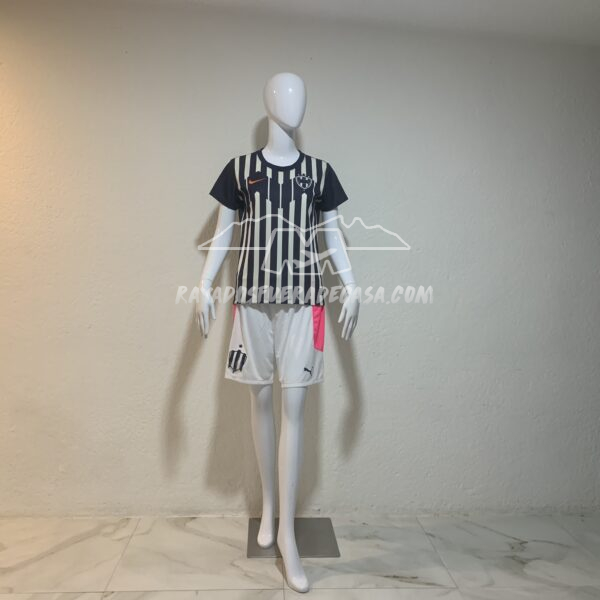 jersey local temporada 11-12 Talla S corte para dama