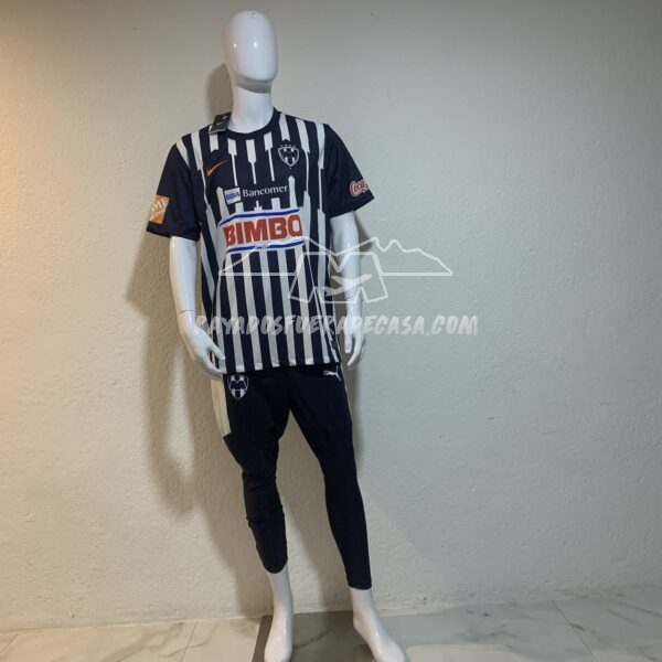 Jersey local temporada 2011-12