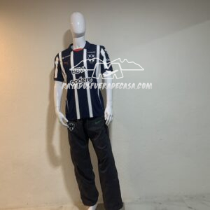 IMG_0994 Jersey local temporada 24-25 utilería Medina #33