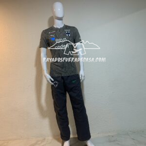 Playera de entrenamiento temporada 24-25 utilería