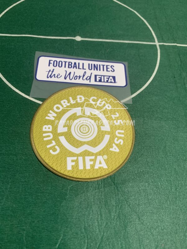 Parches mundial de clubes 2025 (el dorado es el vendido en la tienda oficial Rayados)