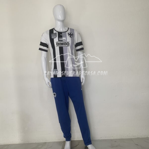 Jersey 70 aniversario temporada 15-16 utilería Lucho Pérez #27