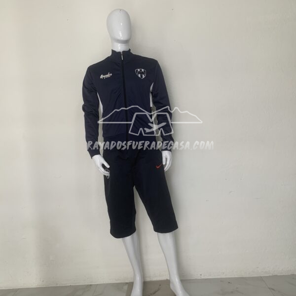 Jacket azul rey con blanco