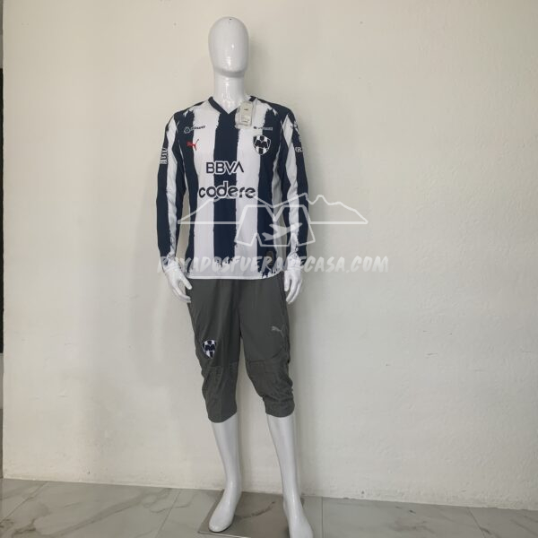 Jersey local temporada 25-26 versión jugador