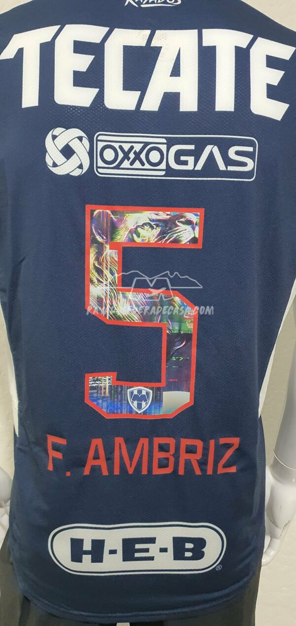 Jersey local temporada 25-26 UTILERÍA