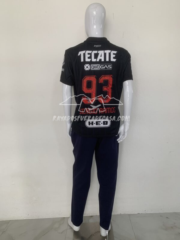 Jersey alternativo temporada 2025 versión jugador utilería