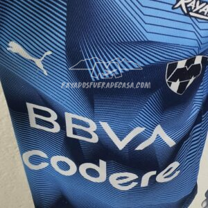 Playera escuela de fútbol oficial talla 10-12 años