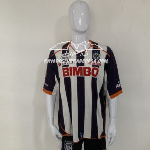 Jersey local temporada 04-05