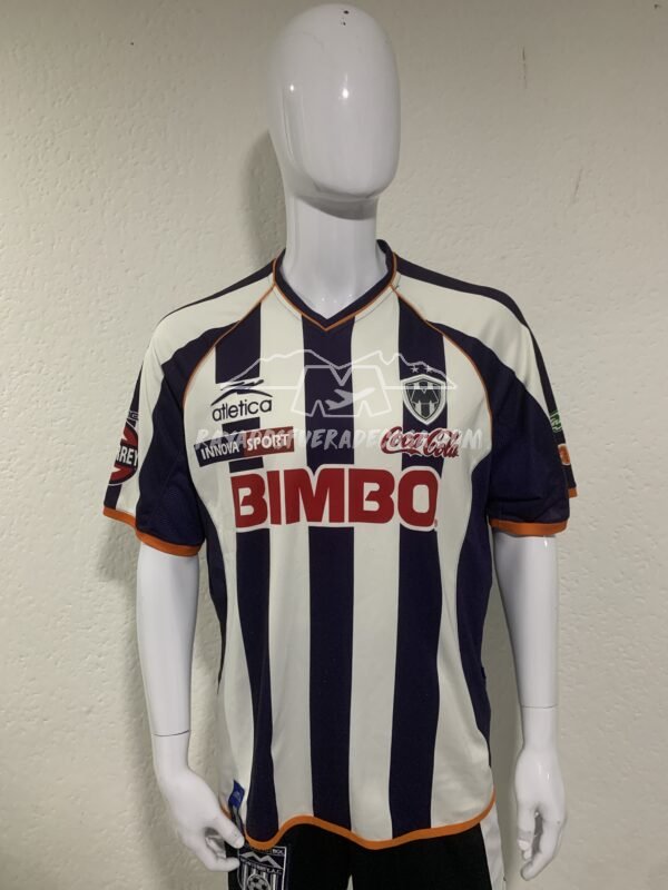 Jersey local temporada 03-04