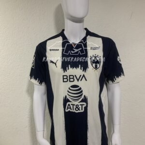 Jersey local temporada 20-21