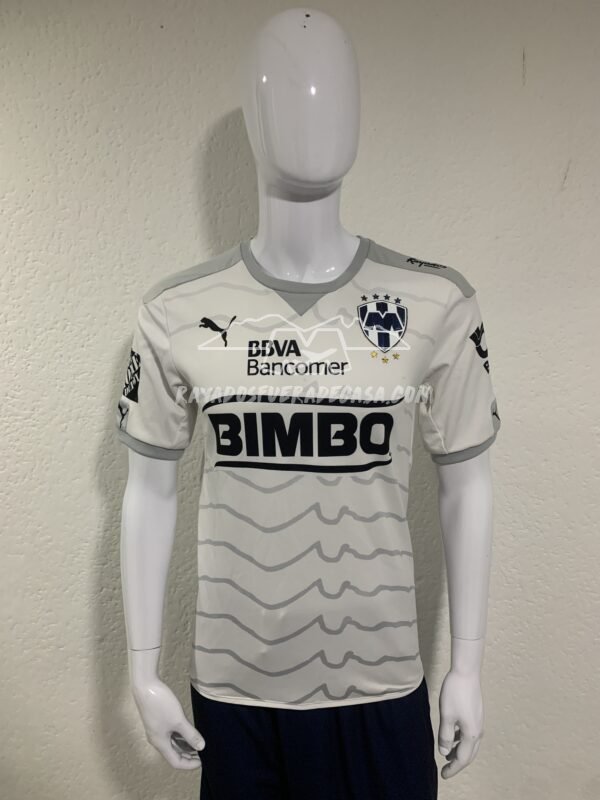Jersey visita temporada 2015 versión aficionado