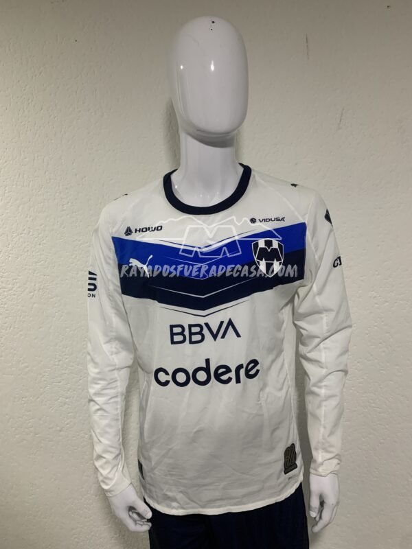 AGOTADO! Jersey visita temporada 25-26 versión jugador.