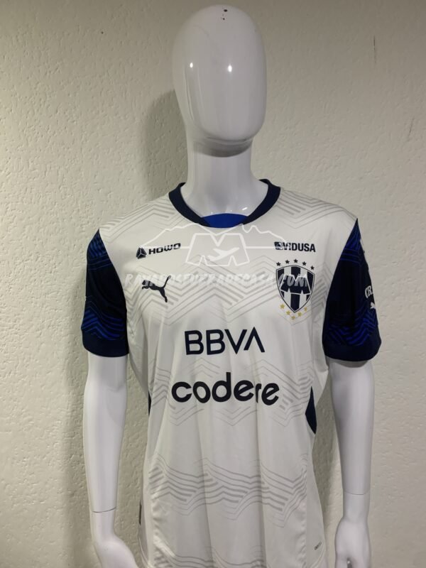 Jersey visita temporada 24-25 versión jugador con dorsal de Ramos 93